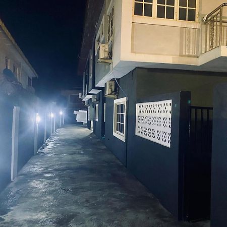 Haute Aparthotel Ikeja Esterno foto