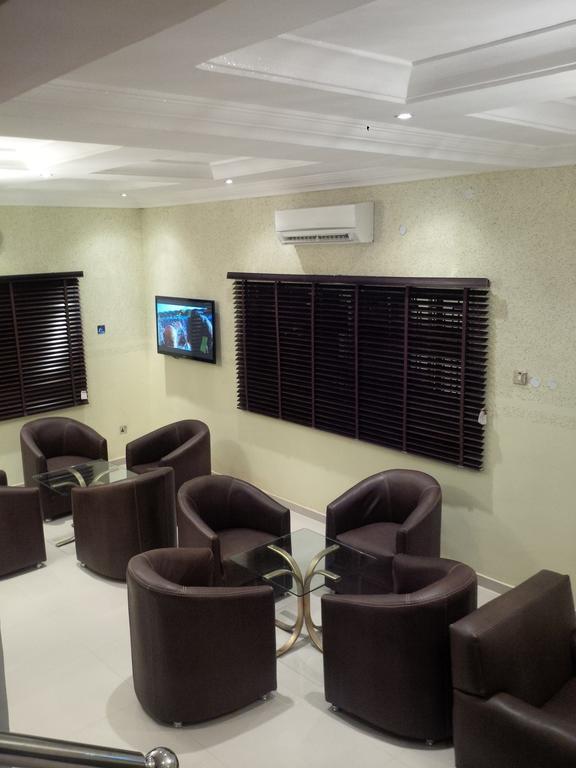 Haute Aparthotel Ikeja Esterno foto